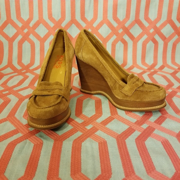 Michael Kors • Dazed Suede Wedges - Picture 1 of 4